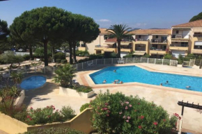 Flat with SWIMMING POOL close to the beach